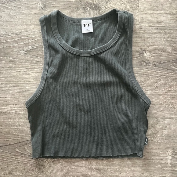 aritzia tank top - Picture 1 of 3